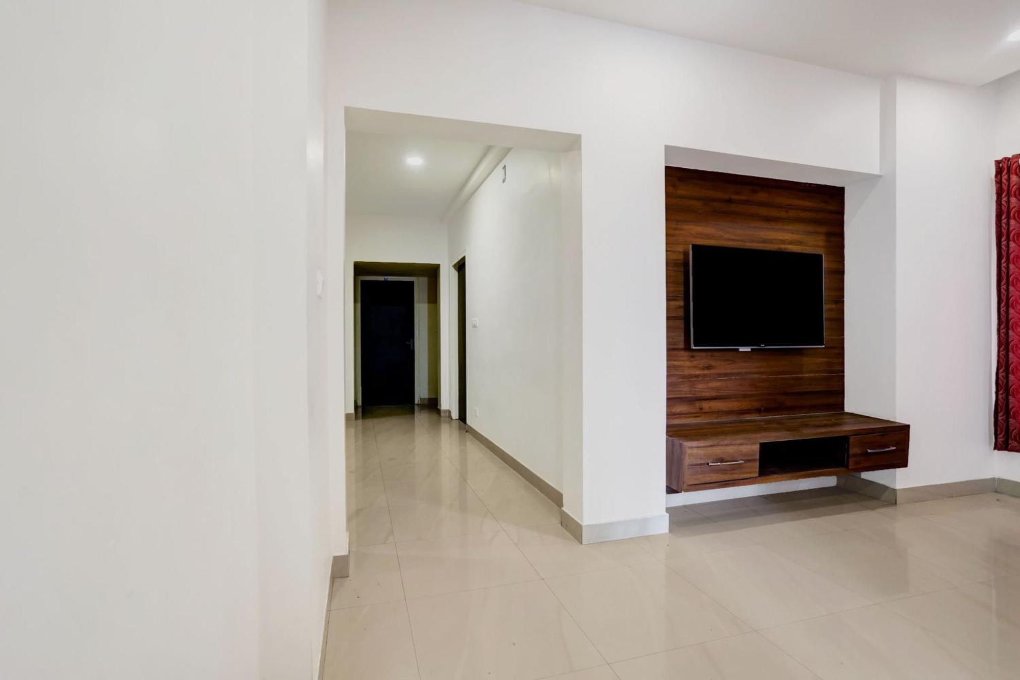 Super Hotel O Ashok Nagar Near Jntu College Kākināda Extérieur photo